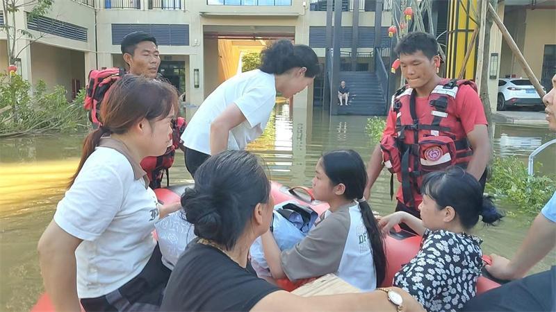 千里驰援！永城救援队赴广西贵港抗洪救灾，累计转移群众百余人