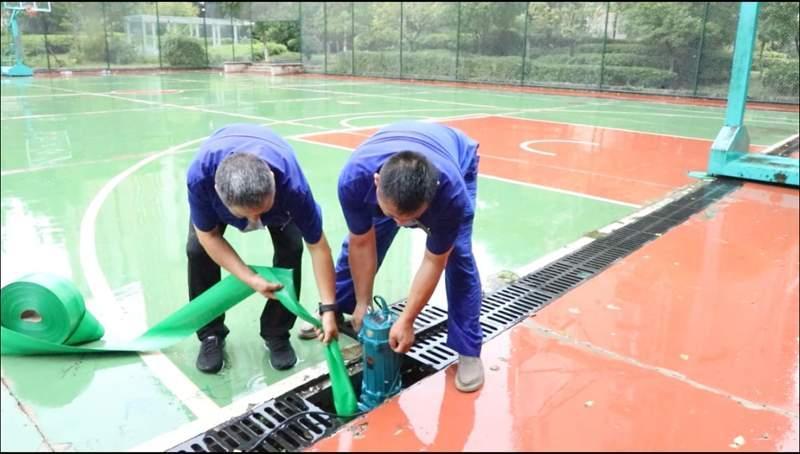 商丘迎战台风“白海豚” 10支抢险队400人预置易涝点位