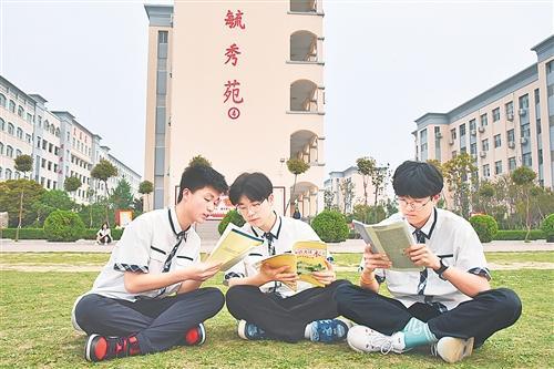 28名学子圆梦清北 夏邑一高“低进高出”的育人密码
