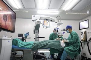 20年糖尿病拖出罕见眼病 商丘医生三步阶梯疗法保住七旬老人眼球